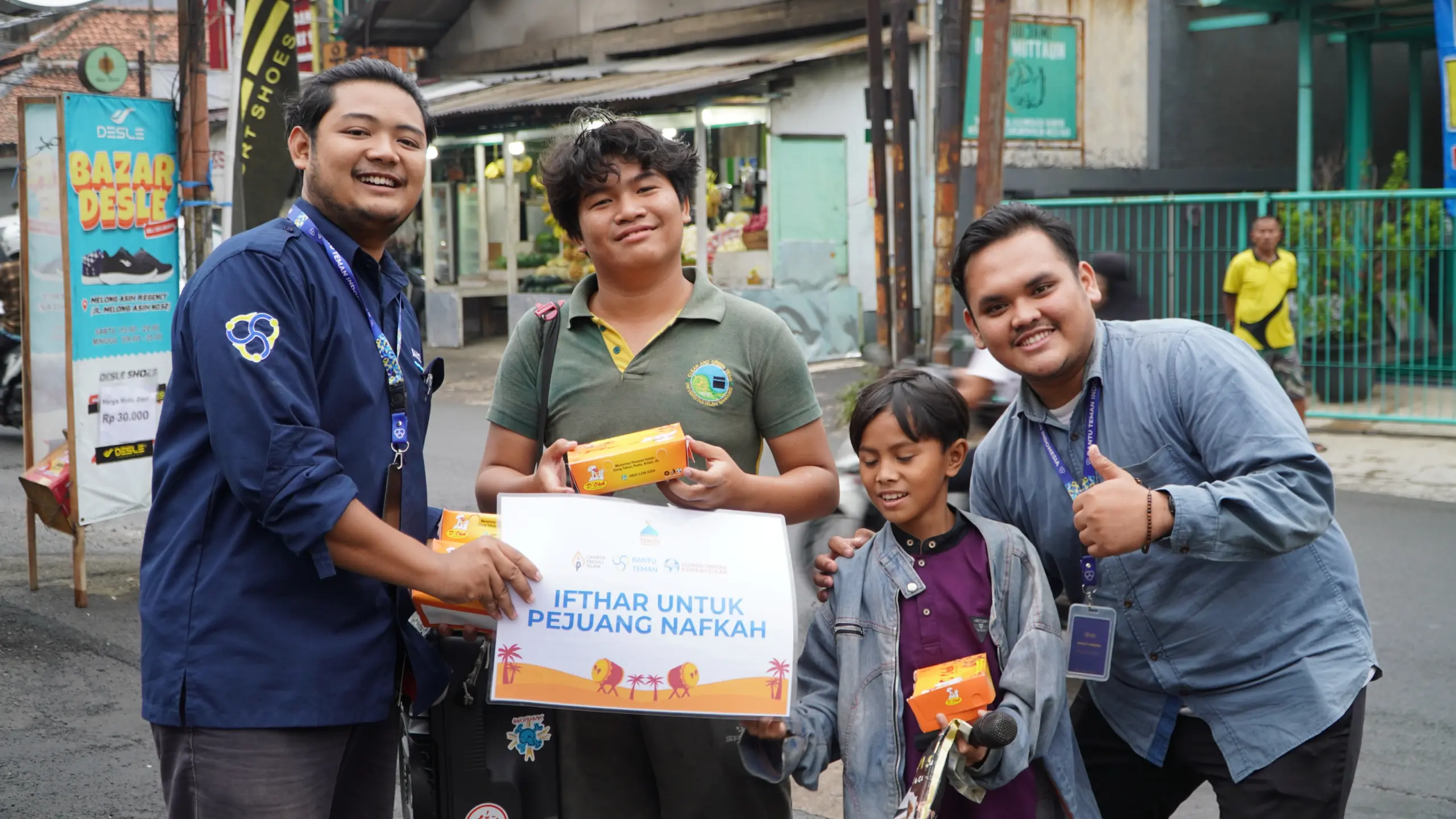 Cahaya peduli islam berbagi takjil